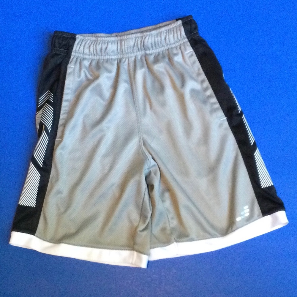 BCG Boys Size Medium (10-12) Gray and Black Athletic Basketball Shorts